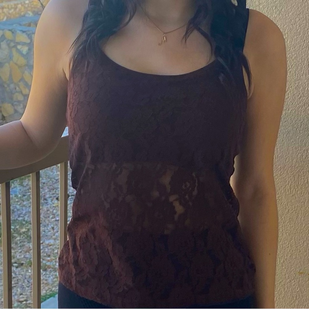 Cute Lace brown tank! 🤎